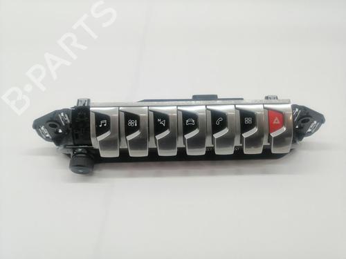 Used Switch PEUGEOT 3008 II SUV (MC_, MR_, MJ_, M4_) 1.6 BlueHDi 120 (120 hp) 29631890