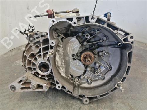 Used Gearbox Gearbox OPEL COMBO Box Body/MPV (X12) 1.3 CDTI (B05) (90 hp) 29608623 29608623
