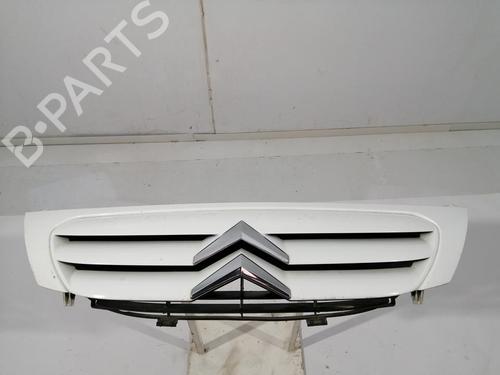 Used Grille CITROËN C3 I (FC_, FN_) 1.4 HDi (68 hp) 29267365
