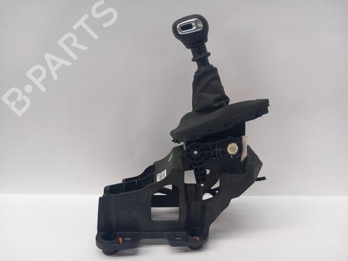 Used Gear lever PEUGEOT 2008 II (UD_, US_, UY_, UJ_, UR_, UC_) [2019-2025]  17558441