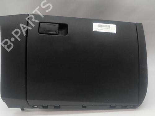 Used Glove box VW POLO VI (AW1, BZ1, AE1) 1.0 (65 hp) 30176666