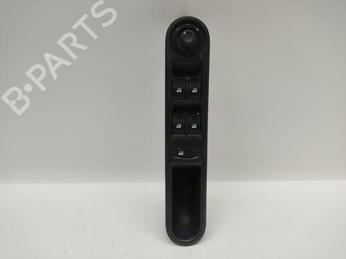 Interrupteur de vitre avant gauche RENAULT ESPACE IV (JK0/1_) 2.0 dCi (JK01, JK02, JK1J, JK1K, JK1H) (150 hp) 26913379