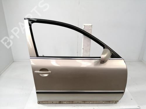 Used Right front door SKODA SUPERB I (3U4) [2001-2008]  18095961