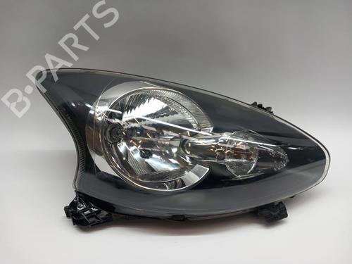 Scheinwerfer rechts für TOYOTA AYGO (_B1_) 1.0 (KGB10_, KGB10R) (68 hp) 29572729