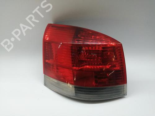 Used Left taillight OPEL SIGNUM Hatchback (Z03) [2003-2008]  30635320