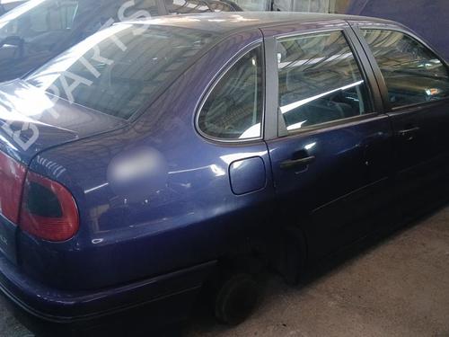 Brugte SEAT CORDOBA (6K1, 6K2)  1.8 i  4633977