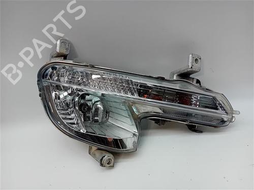 Used Right front fog light Right front fog light 39496227 39496227