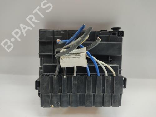Fuse box PEUGEOT 407 (6D_)  | BP25043583E1 