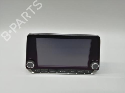 display-monitor-nissan-juke-f16_-2019-29400422 main image