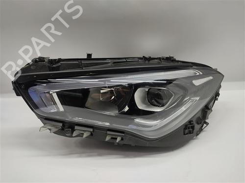 Used Left headlight Left headlight MERCEDES-BENZ CLA (C118) CLA 180 (118.384) (136 hp) 28111989 28111989