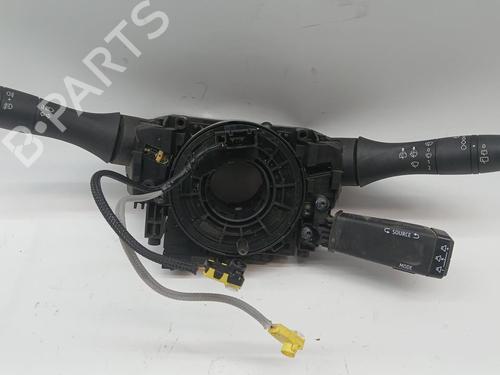 Hovedlysbryter Hovedlysbryter RENAULT CLIO V (B7_) 1.0 TCe 100 (B7MT) (101 hp) 37032798 37032798