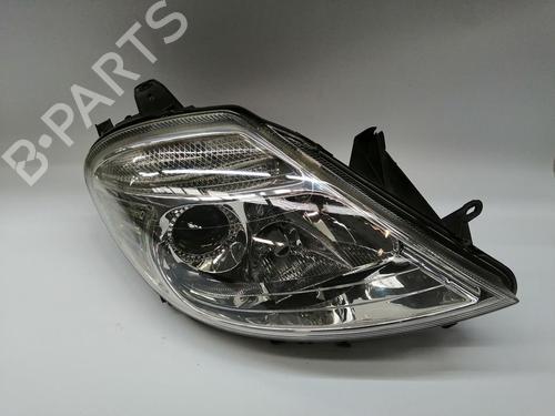 Lyskaster høyre CITROËN C8 (EA_, EB_) 2.2 HDi (128 hp) 30001540