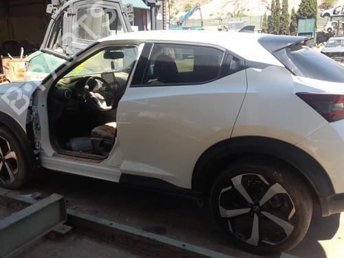 Left mirror NISSAN JUKE (F16_)  | BP29376132C26 