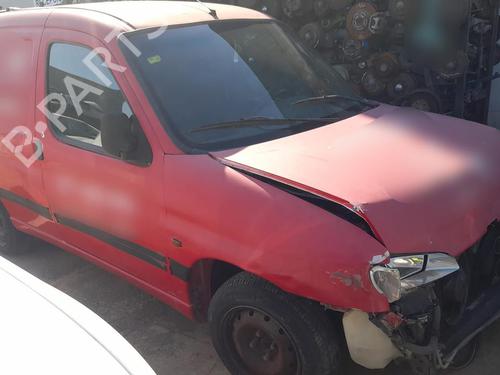Left mirror PEUGEOT PARTNER MPV (5_, G_) 1.9 D | BP29813798C26