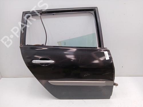 Used Right rear door RENAULT MEGANE II Estate (KM0/1_) [2003-2012]  27284848