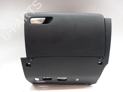 Guantera Guantera AUDI A3 Sportback (8VA, 8VF) 1.6 TDI (110 hp) 34275278 34275278