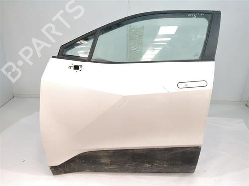 Used Left front door Left front door TOYOTA C-HR (_X1_) 1.8 Hybrid (ZYX10_, ZYX11_, ZYX10R, ZYX11R) (122 hp) 26913638 26913638