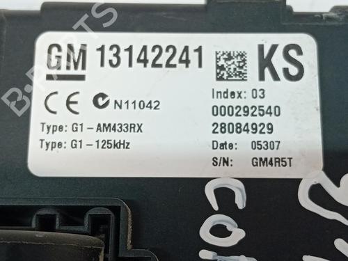 Fuse box OPEL CORSA D (S07) | BP38470087E1 - Image 2