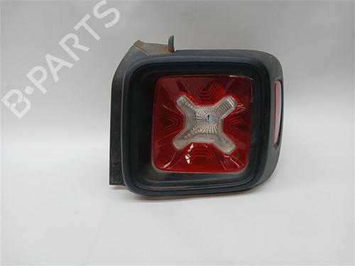 right-taillight-jeep-renegade-suv-bu-b1-bv-2014-39542096 main image
