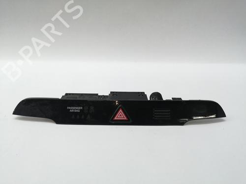Used Warning switch HYUNDAI TUCSON (TL, TLE) 1.7 CRDi (116 hp) 17369020