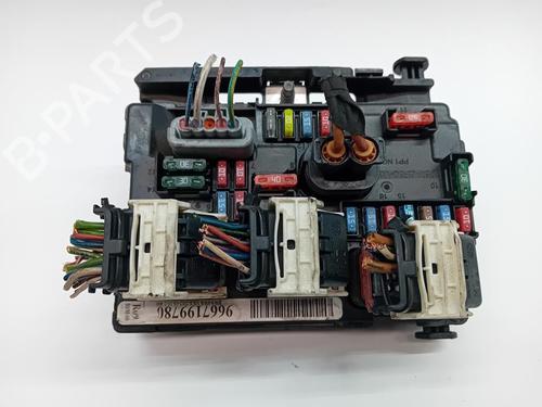 Fuse box CITROËN C3 Picasso (SH_) 1.6 HDI 90 | BP38470085E1 - Image 4