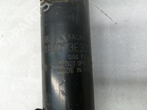 Right front shock absorber KIA SORENTO I (JC) 2.5 CRDi | BP22776550M17 