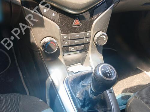 Right taillight CHEVROLET CRUZE Hatchback (J305) 2.0 CDI | BP37181942C35 - Image 9