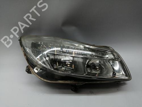Used Right headlight OPEL INSIGNIA A Sports Tourer (G09) [2008-2017]  31695791