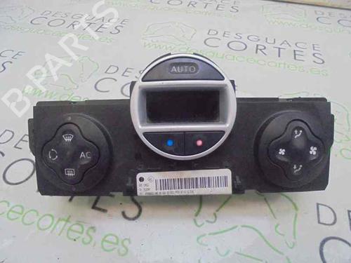 Used Climate control RENAULT CLIO III (BR0/1, CR0/1) 1.5 dCi (88 hp) 5521871