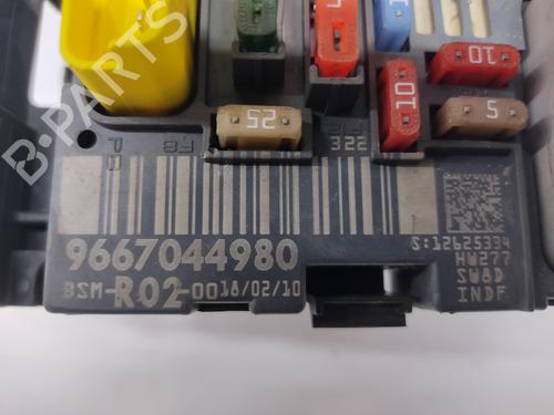 Fuse box PEUGEOT 407 (6D_)  | BP25043583E1 