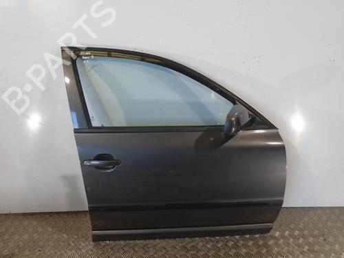Used Right front door SKODA SUPERB I (3U4) 1.9 TDI (130 hp) 7159719