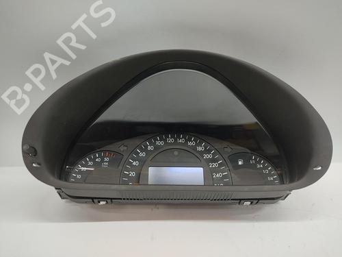 Used Instrument cluster MERCEDES-BENZ C-CLASS (W203) C 270 CDI (203.016) (170 hp) 30681189
