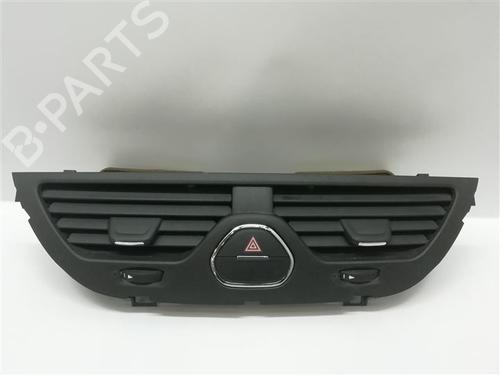 warning-switch-opel-corsa-e-x15-1240929-13363976-10093605-2014-16725580 main image
