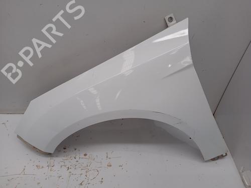 Used Left front fenders FORD FOCUS III [2010-2020]  28411979