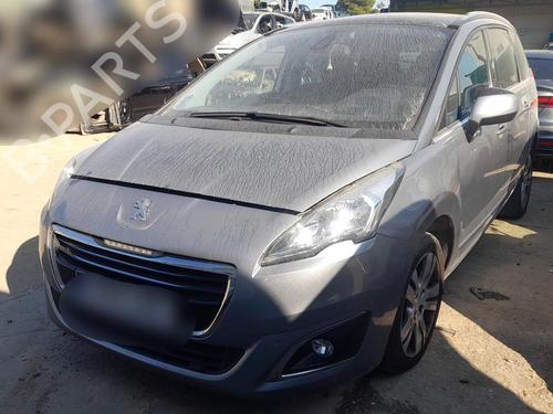 Brugte PEUGEOT 5008 (0U_, 0E_) 2.0 HDi 150 / BlueHDi 150 (150 hp) 4236494