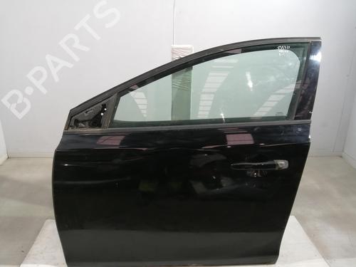 Used Left front door VOLVO V40 Hatchback (525) [2012-2019]  27477447