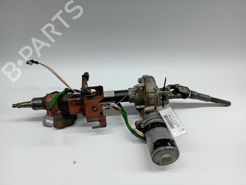Used Steering column TOYOTA YARIS (_P13_) 1.5 Hybrid (NHP130_, NHP130) (101 hp) 6581858