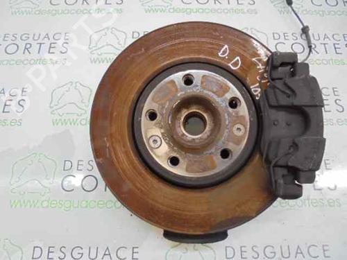 Used Right front steering knuckle RENAULT LAGUNA III Grandtour (KT0/1) 2.0 dCi (KT07, KT0J, KT14, KT1A, KT1S) (131 hp) 5457321