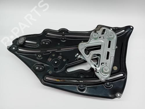 Used Rear right window mechanism Rear right window mechanism MERCEDES-BENZ CLK (C209) CLK 270 CDI (209.316) (170 hp) 33932089 33932089