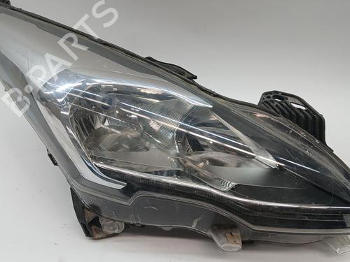 Phare droit Phare droit PEUGEOT 3008 I MPV (0U_) 1.6 HDi 115 / BlueHDi 115 (116 hp) 36219833 36219833