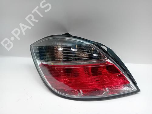 Used Left taillight OPEL ASTRA J (P10) 1.7 CDTI (68) (125 hp) 31215990