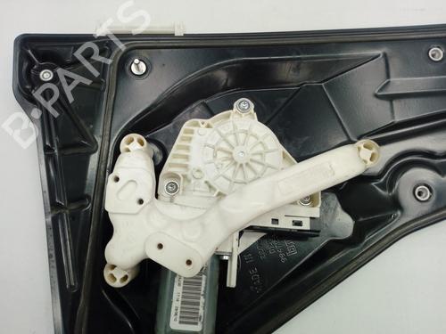 Rear left window mechanism LAND ROVER DISCOVERY IV (L319) 3.0 TD 4x4 | BP17138759C24 