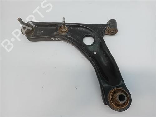 left-front-suspension-arm-toyota-aygo-_b4_-2014-26447443 main image