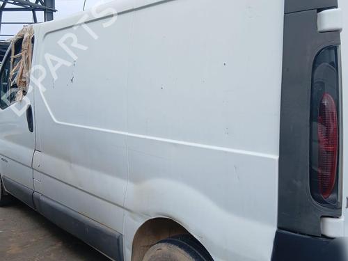 Right headlight RENAULT TRAFIC II Bus (JL) 1.9 dCI 100 (JL0C, JL0K) | BP32018289C29 