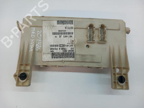 Fuse box FORD KUGA I | BP32528047E1