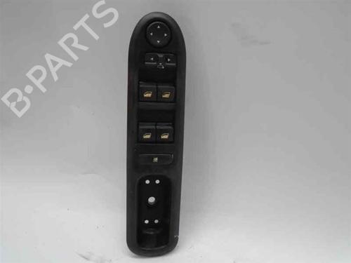 Used Left front window switch Left front window switch PEUGEOT 407 (6D_) 2.0 (6DRFNB, 6DRFNE) (136 hp) 6916303 6916303