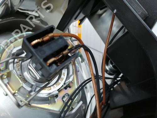 Right headlight FORD FOCUS C-MAX (DM2) | BP31216293C29