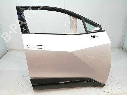 Used Right front door TOYOTA C-HR (_X1_) [2016-2025]  29010103
