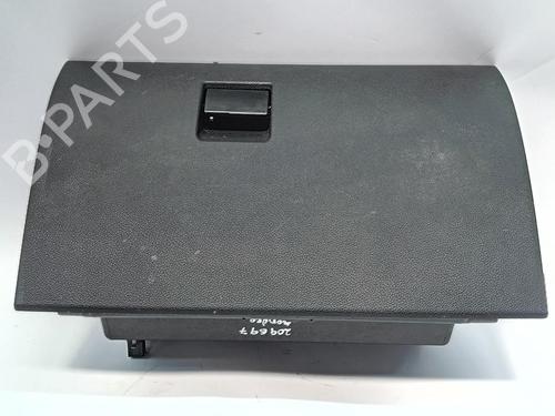 Used Glove box Glove box 37181952 37181952