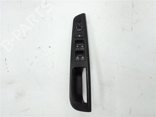 Used Left front window switch Left front window switch 19054877 19054877